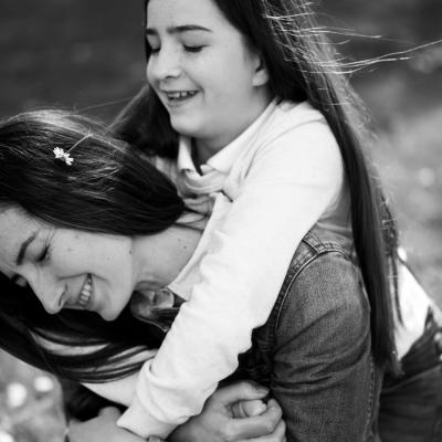 Natural Long Hair Inspiration to Embrace Your Feminine Power