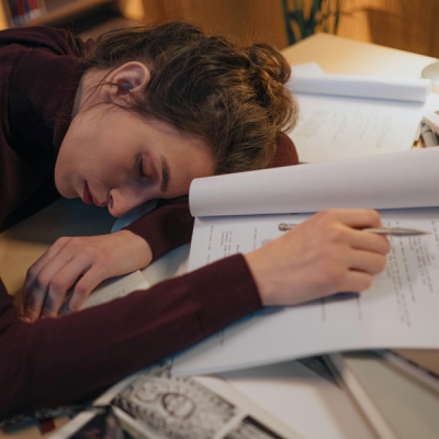 The Ultimate Guide to Study Hacks: How to Stay Focused and Ace Your Exams