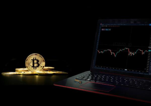 Crypto Crash Explained: What Every Investor Needs to Know Before Buying Again