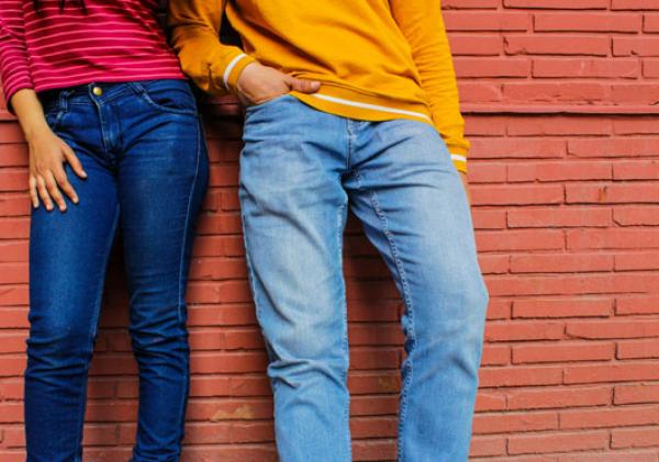Urban Outfitters Jeans: Why Students Love Them & Their Best Features